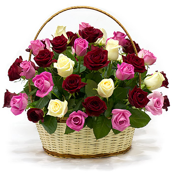 Корзина роз Ассорти Купить в Саратове гарантия низкой цены 100%